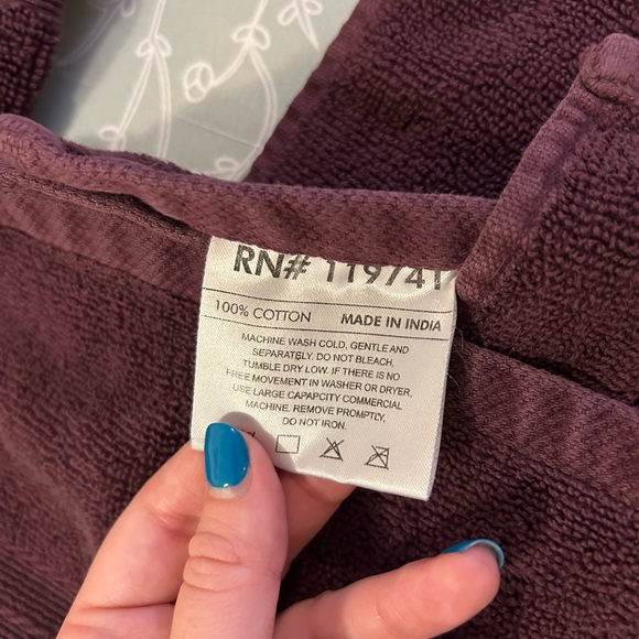 Towel Set - Picture 2 of 2